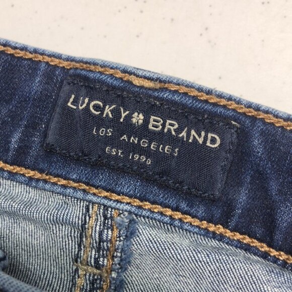 LUCKY BRAND MID-RISE SWEET STRAIGHT LEG JEANS 4/27x31 🍀 - Picture 6 of 15